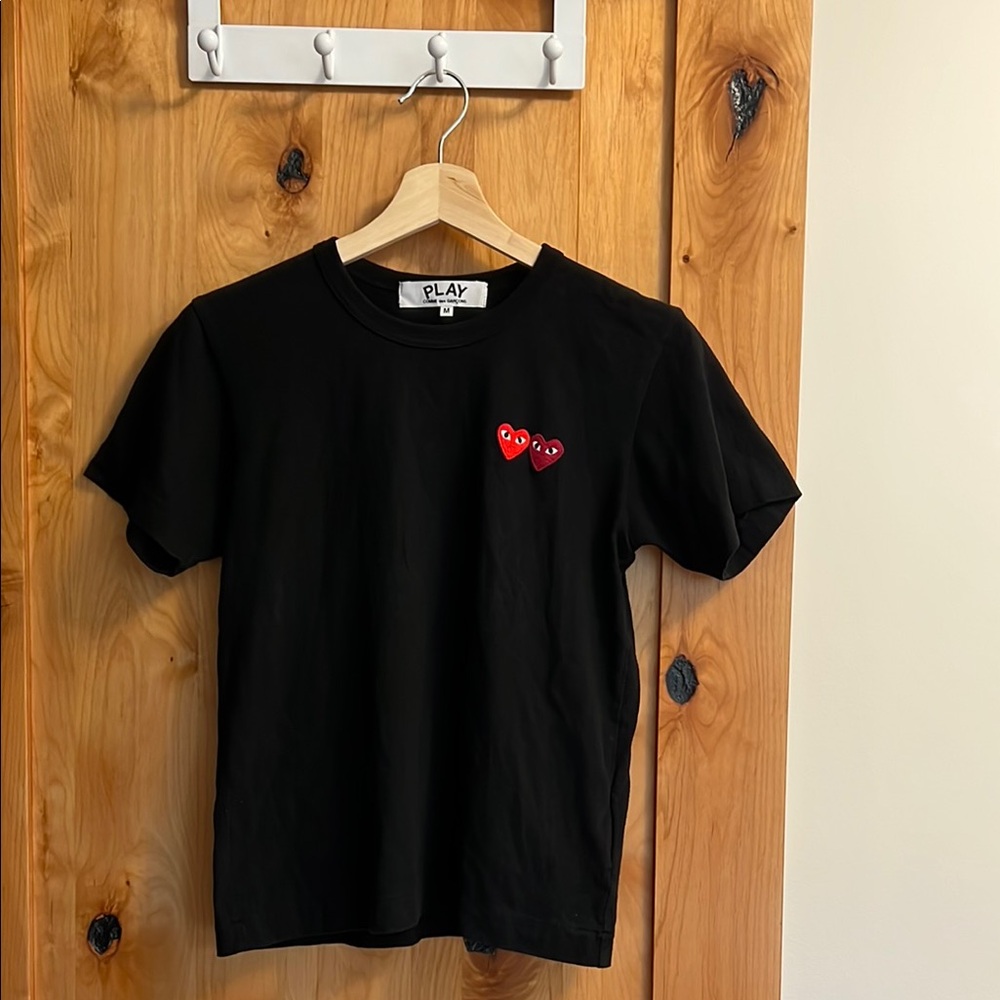 COMME des GARÇONS PLAY | Black and red hearts cotton t-shirt
